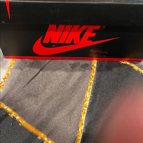 Nike High-Top Sneakers in Blue and Orange New York Knicks  Nike Air - Picture 9 of 13